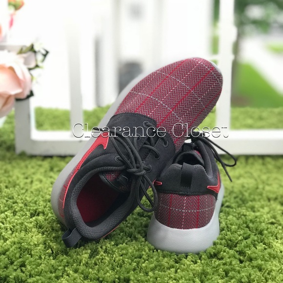 NWT Nike Roshe One SE Antracite WMNS - Picture 4 of 7